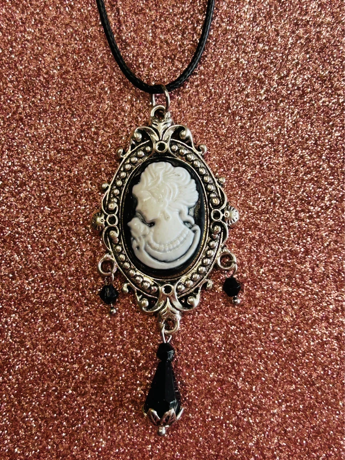 Grand pendentif de la Camée avec pampilles